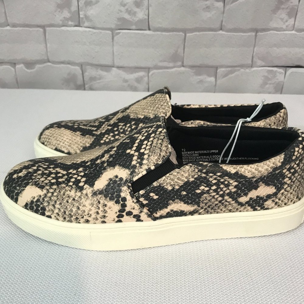 Women's Reese Memory Foam Insole Sneakers